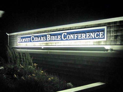 NJHarveyCedarsBibleConference2008.jpg